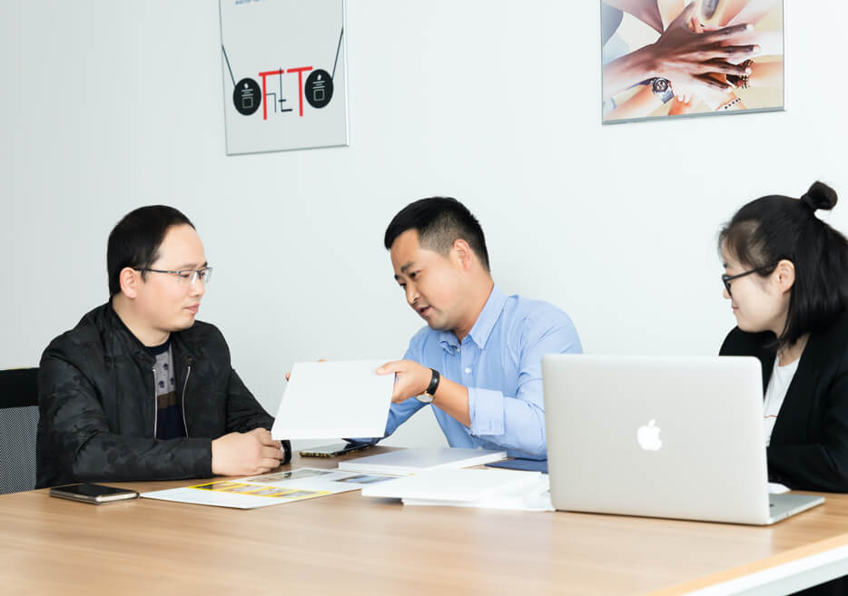 get to know the customization needs of customers